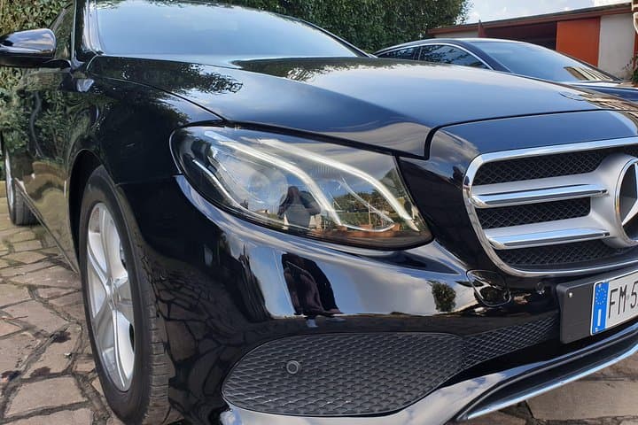 Rome Private Arrival Transfer: Fiumicino Airport to Hotel in Rome