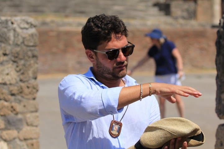 PompeiI Exclusive Tour with your Archaeologist in a Small Group