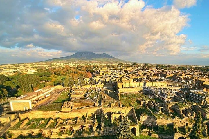 From your cruise ship to Pompeii Private Tour all inclusive