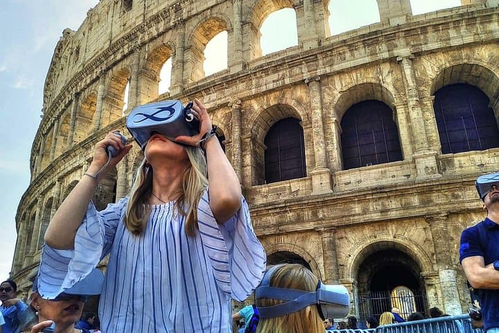 Rome: Colosseum Entrance and Virtual Reality Experience