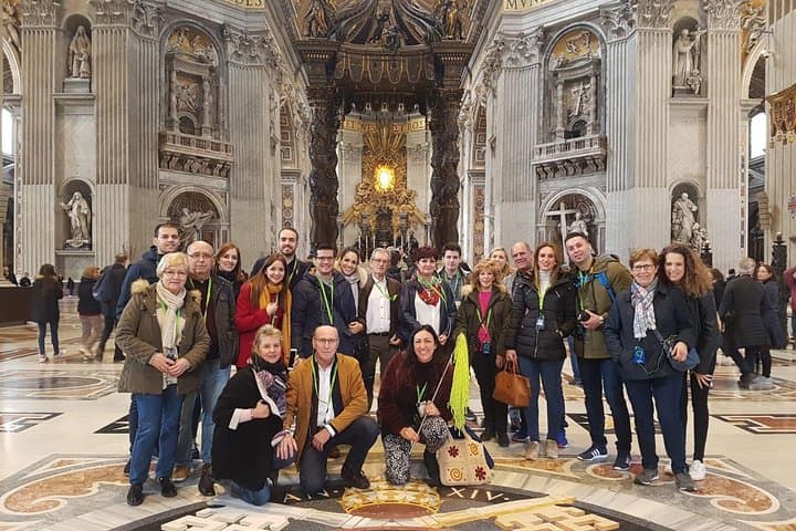 Guided tour of the Vatican Museums and Sistine Chapel in Spanish