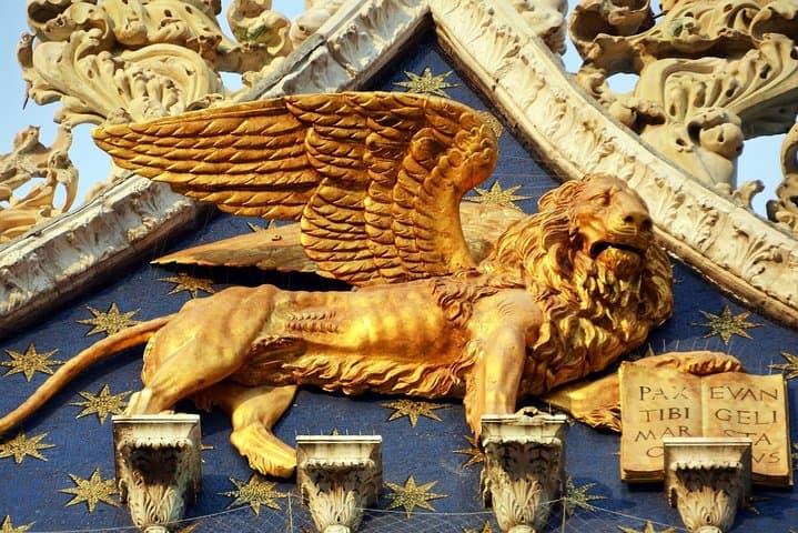 Explore St. Mark's Basilica: An Exclusive Guided Experience