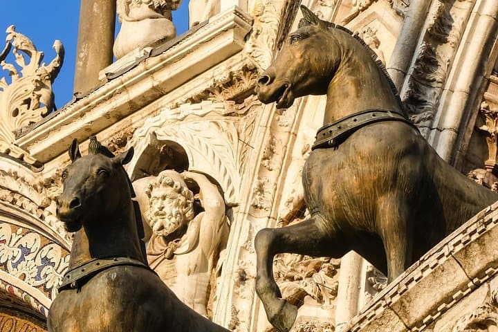 Explore St. Mark's Basilica: An Exclusive Guided Experience