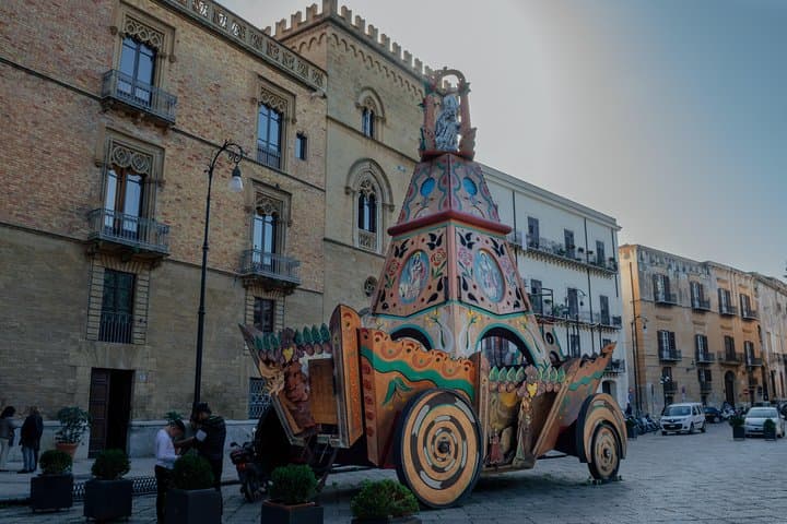 Highlights & Hidden Gems With Locals: Best of Palermo Private Tour