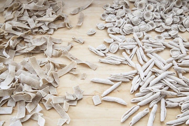Private pasta-making class at a local's home with tasting in Lecce