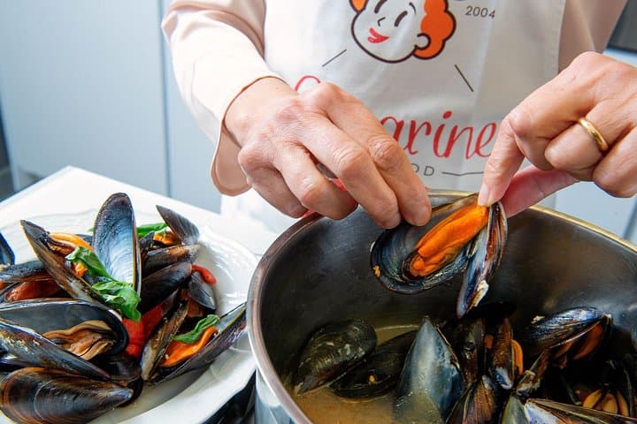 fresh mussels
