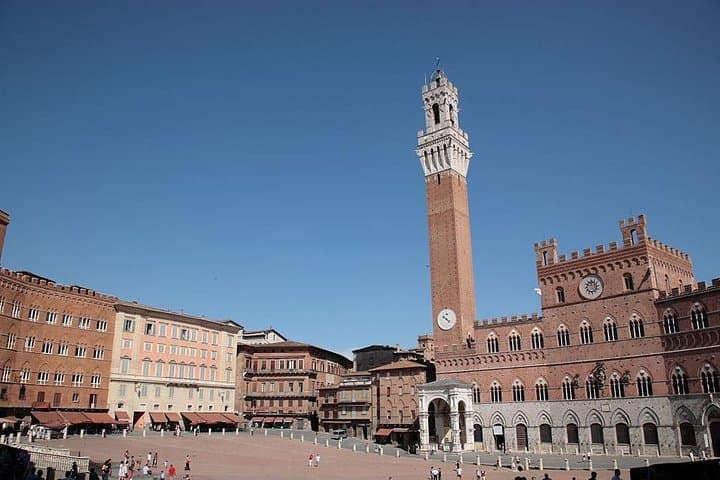 Tuscany Wine Tasting and Lunch Private Day Trip from Rome
