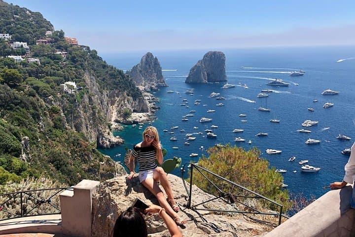Capri guided tour: Most loved picture corner of Augustus Gardens