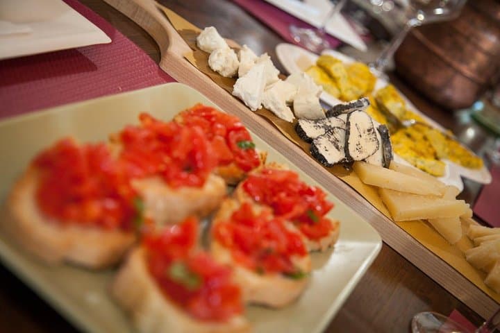 Bruschettas to start