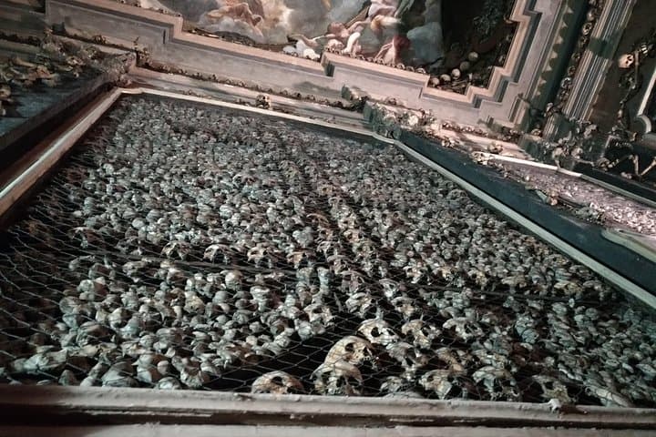 Secret Milan tour and Appetizer with its delicatessen