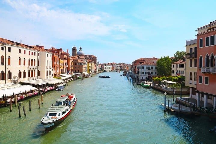 Private 12-hours Tour to Venice from Milan with Hotel Pick-Up and drop off