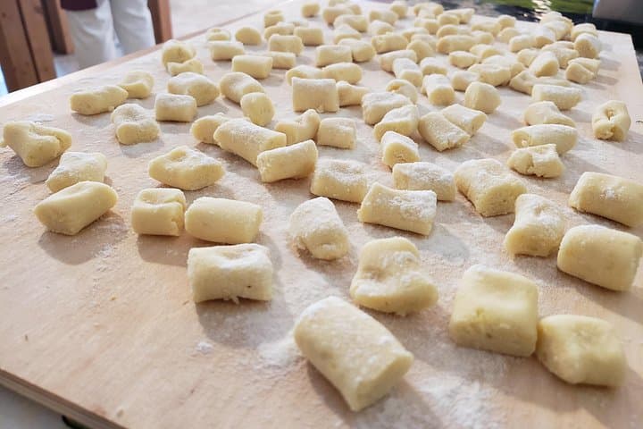 Umbria Traditional Cooking Class in Assisi countryside