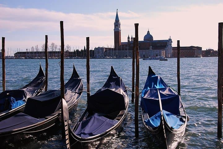 45-Minute or 1-hour Private Gondola Ride from Rialto