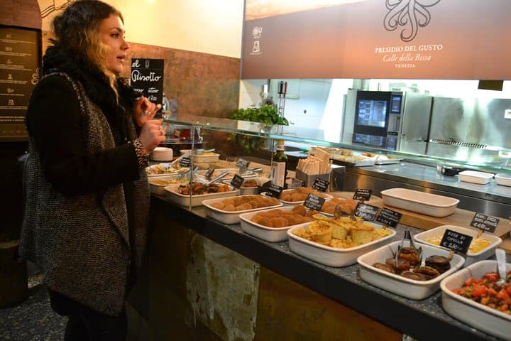 Secret Street Food Tour of Venice in 2.5 hours