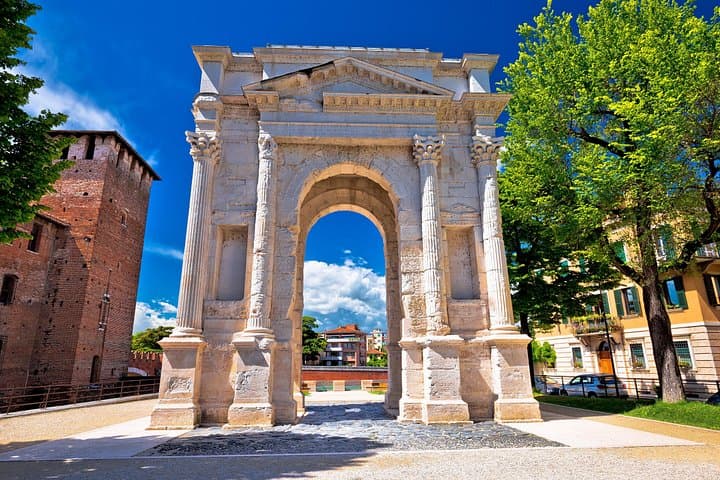 Verona: City Highlights Private Tour