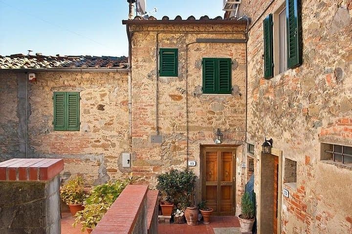 Chianti Wine and Vinci half day Small Group Tour from Montecatini Terme
