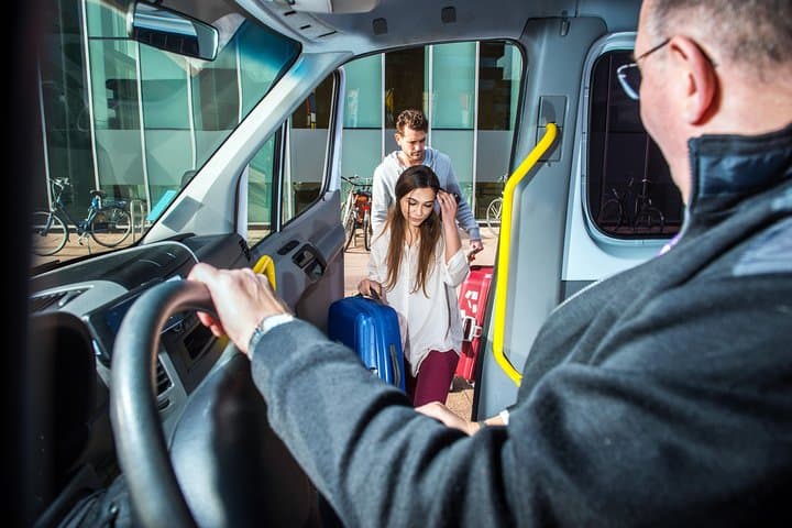 Rome Fiumicino Airport (FCO) to Rome City Hotels