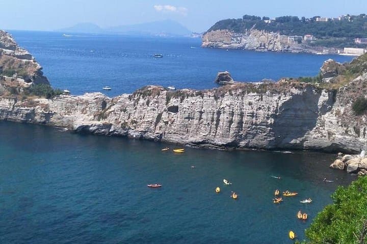 Trentaremi Bay