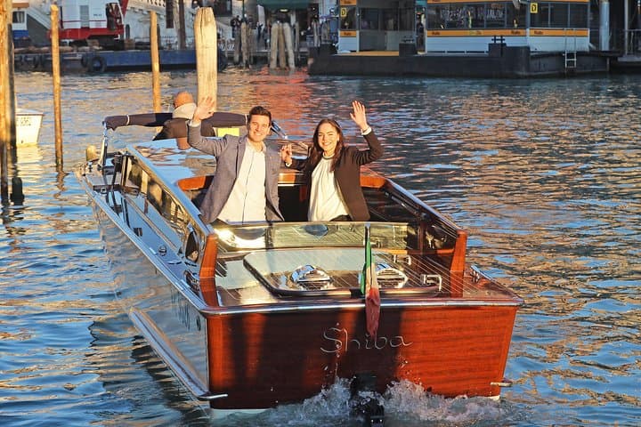 and at the end ... Aperitif at sunset by boat!