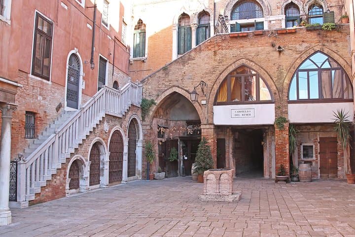 Secret Venetian Court