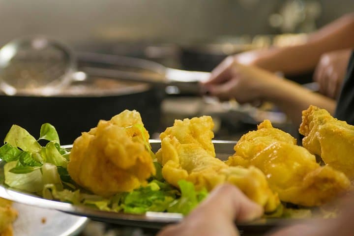 Half-Day Small Group Food and Wine Tasting Tour in Rome