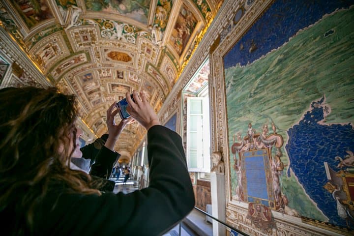 Vatican City Tour with Sistine Chapel