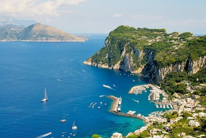marina grande