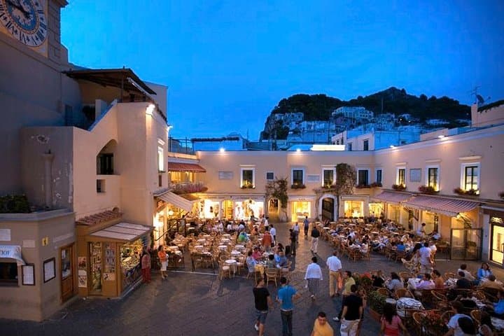 la piazzetta