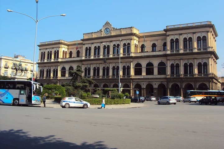 Private 3-hour Walking Tour of Palermo with official tour guide