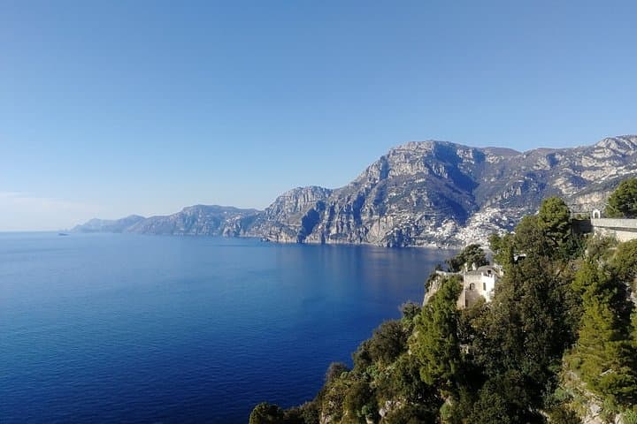 Private transfer Rome center / Airport> Amalfi Coast or vice versa