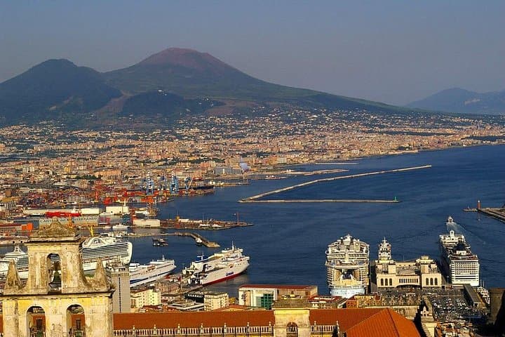Private arrival OR departure transfer in Naples (hotel OR airport pick-up)