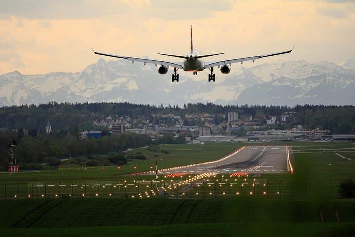 BERGAMO ORIO AL SERIO - MILANO airport transfer sedan 1-3 pax