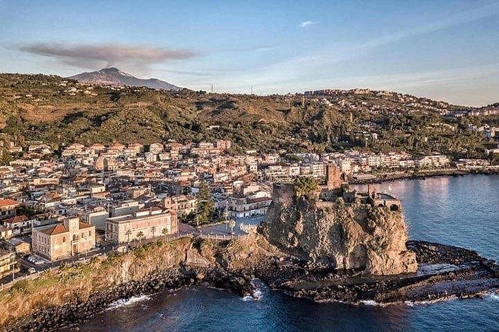 Private Half Day Tour to Catania and the Cyclops Riviera