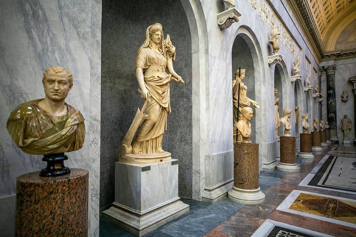 Skip-the-line All Inclusive Private Vatican Sistine Chapel Tour