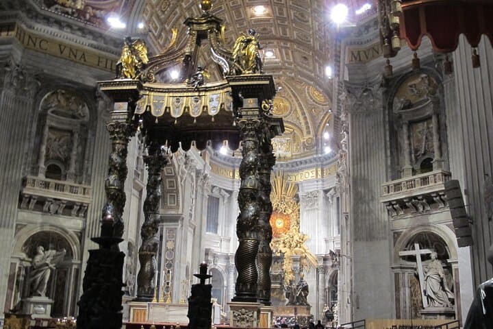 Rome: St Peter's Basilica and Papal Tombs Audio Guide App