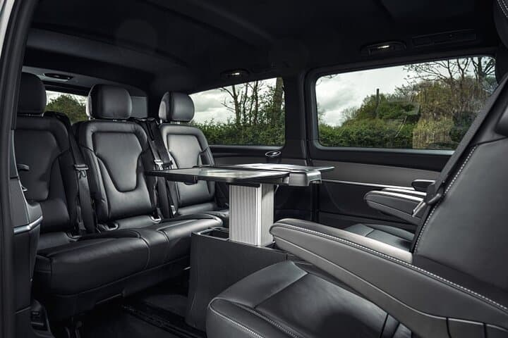 Arrival Private Transfer: Malpensa Airport MXP to Milan in Luxury Van