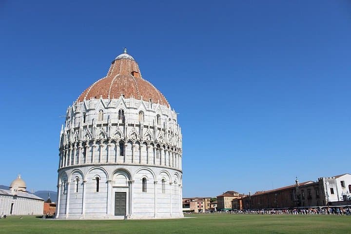 Private Tour of Leaning Tower & Pisa highlights with Local Guide