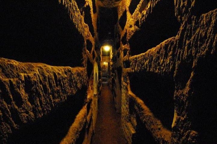 Rome: Small Group Underground Catacombs Tour