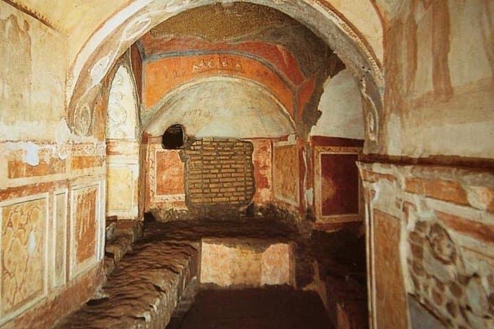 Rome: Small Group Underground Catacombs Tour