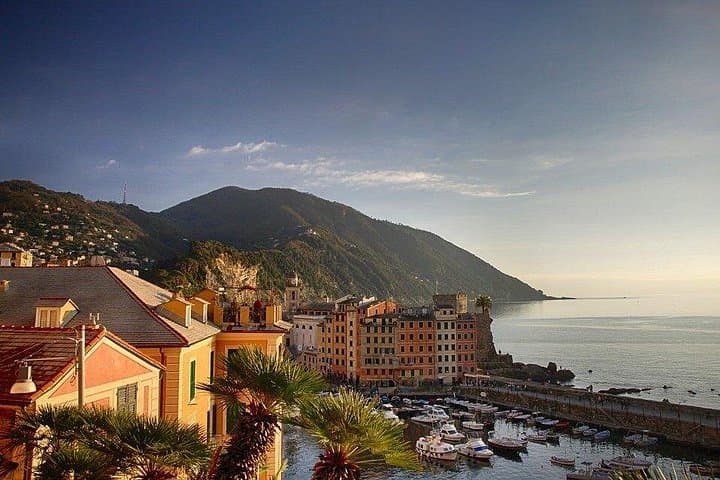 Private 3-hour Walking Tour of Genoa with official tour guide