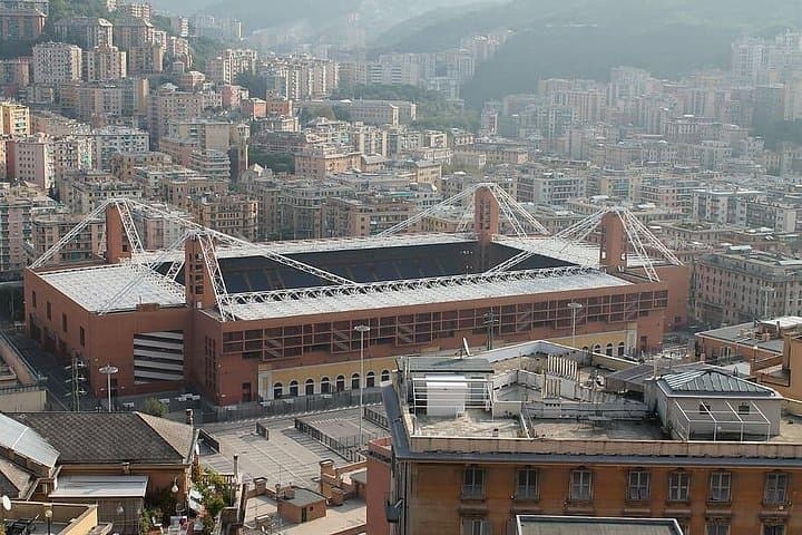 Private 3-hour Walking Tour of Genoa with official tour guide