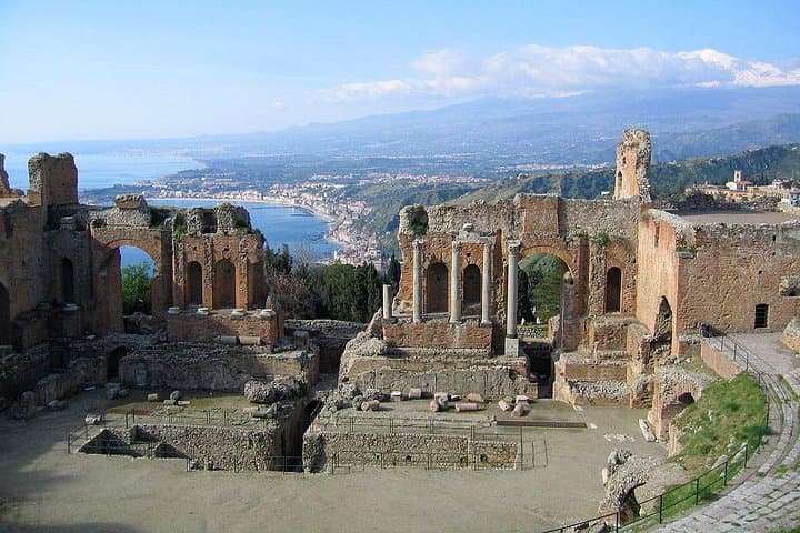Private Transfer from Palermo to Taormina with Hotel pick-up and drop off