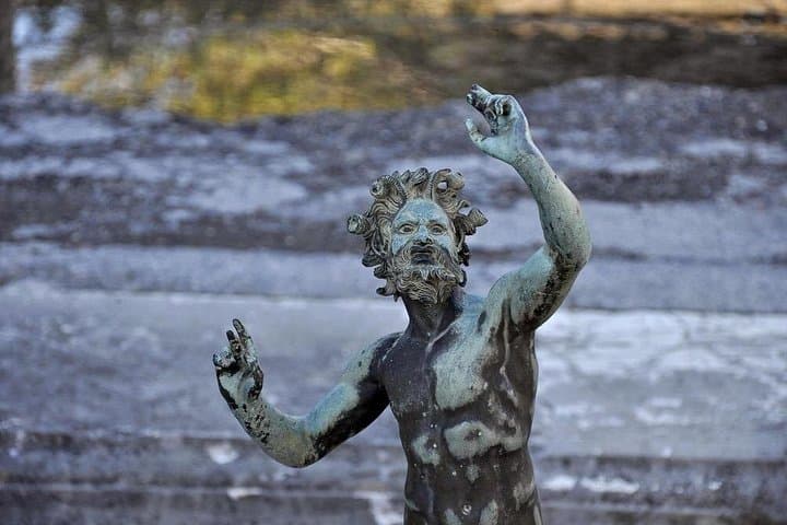 Pompeii & Herculaneum Exclusive Private Tour with Archaeologist