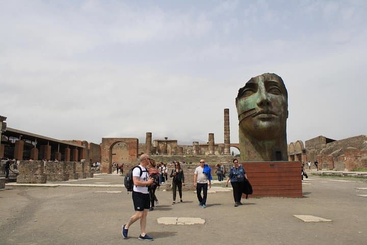 Pompeii & Herculaneum Exclusive Private Tour with Archaeologist
