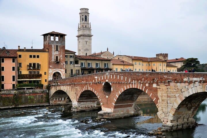 Venice and Verona Full Day Tour by Train from Milan