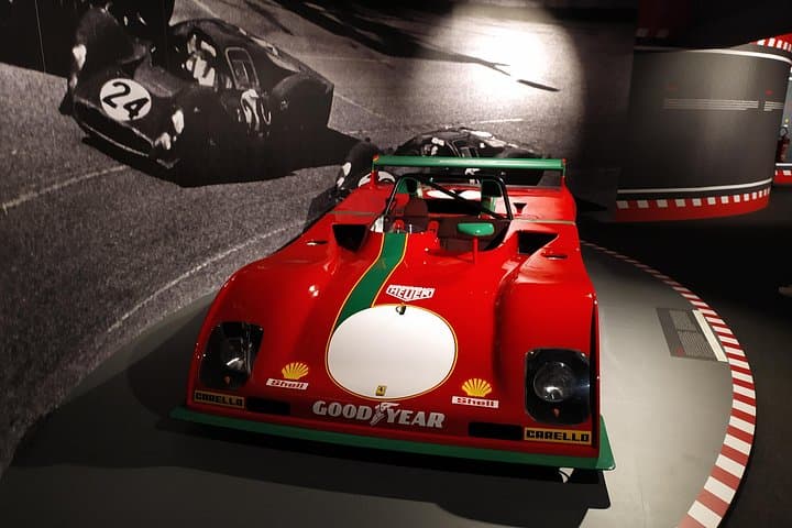 Create your Lamborghini and Ferrari day from Venice