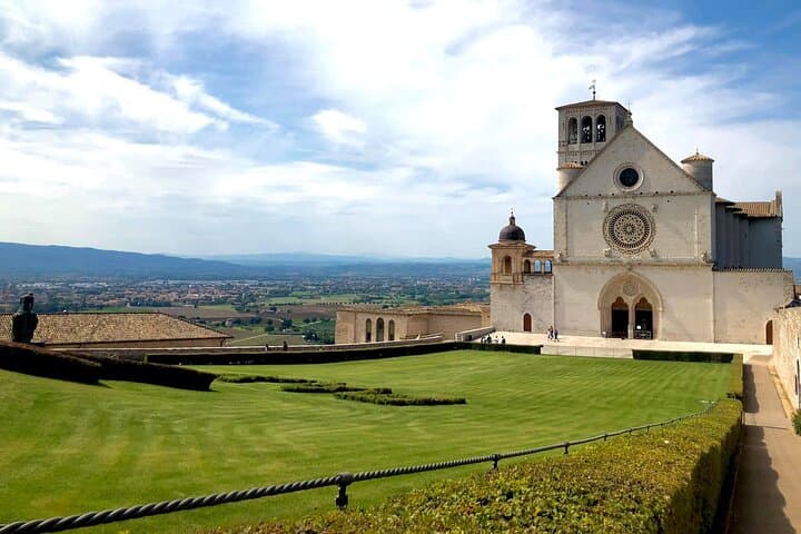 Rome to Assisi & Orvieto: Private Day Trip