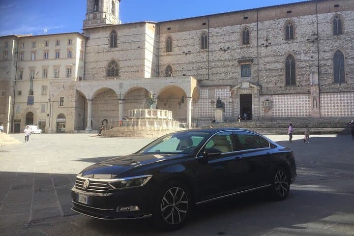 Private transfer from Florence city or airport to Umbria Assisi-Perugia area