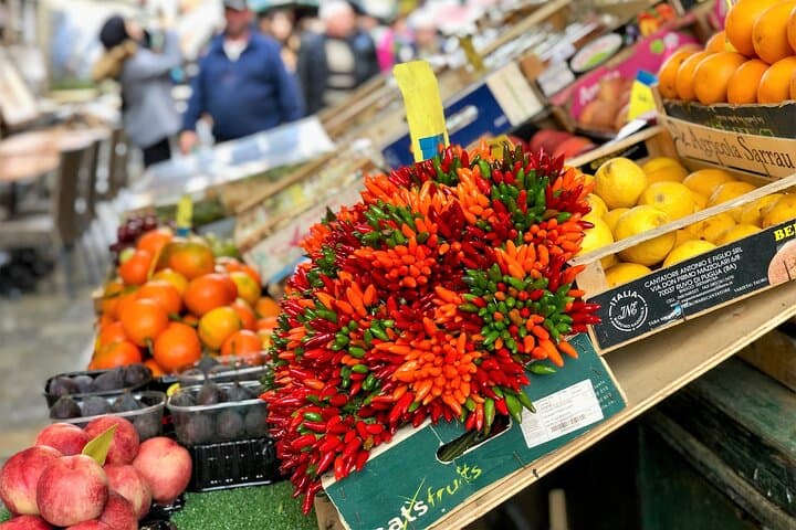 Rialto Market & Seafood Cooking Class in Murano