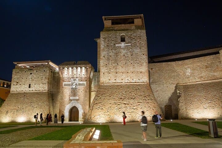 Private Walking Tour of the City of Rimini